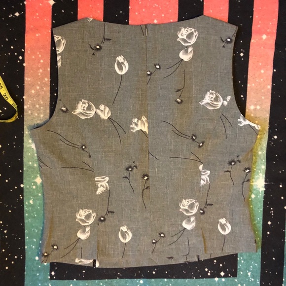 Floral pattern blouse - Picture 4 of 5